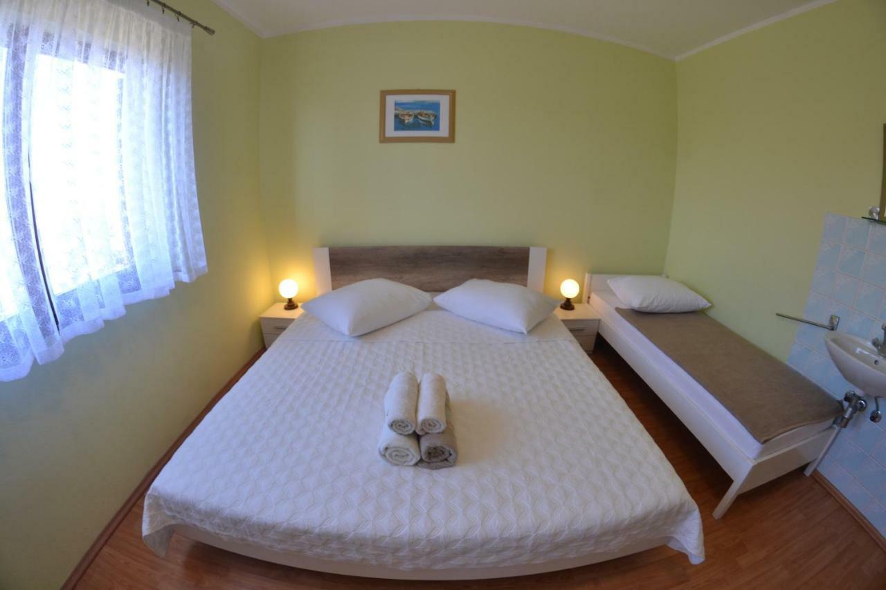 Apartman Jadranka Palit Exterior foto